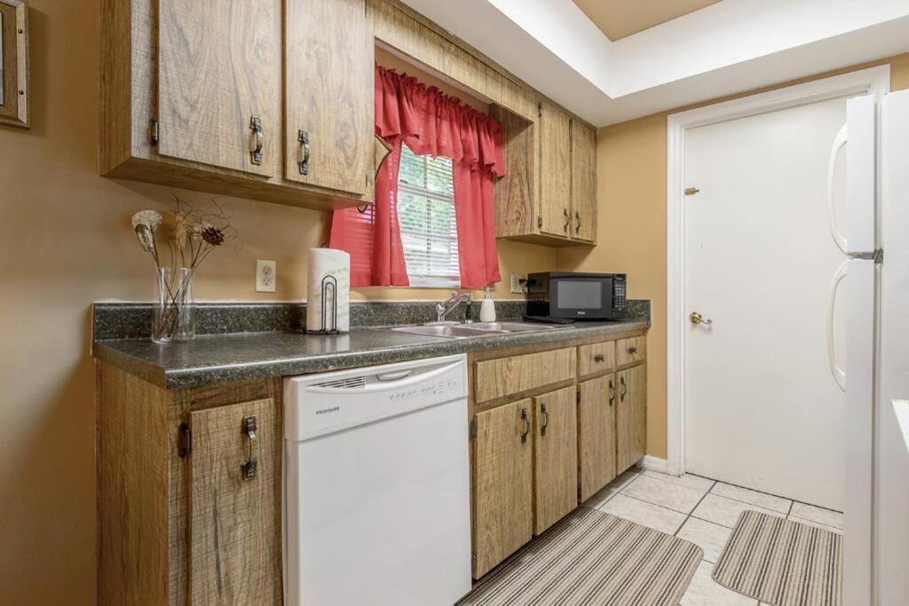 Glendale Getaway Prime Brandon Location Apartment Luaran gambar